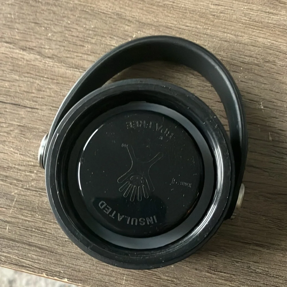 Hydro flask 32oz - Picture 5 of 6